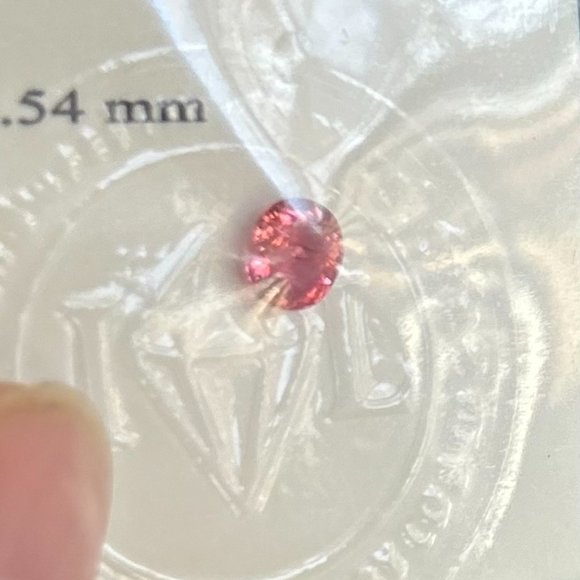 Natural Mozambique Tourmaline - IGL Certified 0.598 Carat Oval Pink Gemstone - Picture 3 of 3